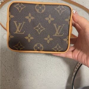 Louis Vuitton Monogram Canvas Pouch